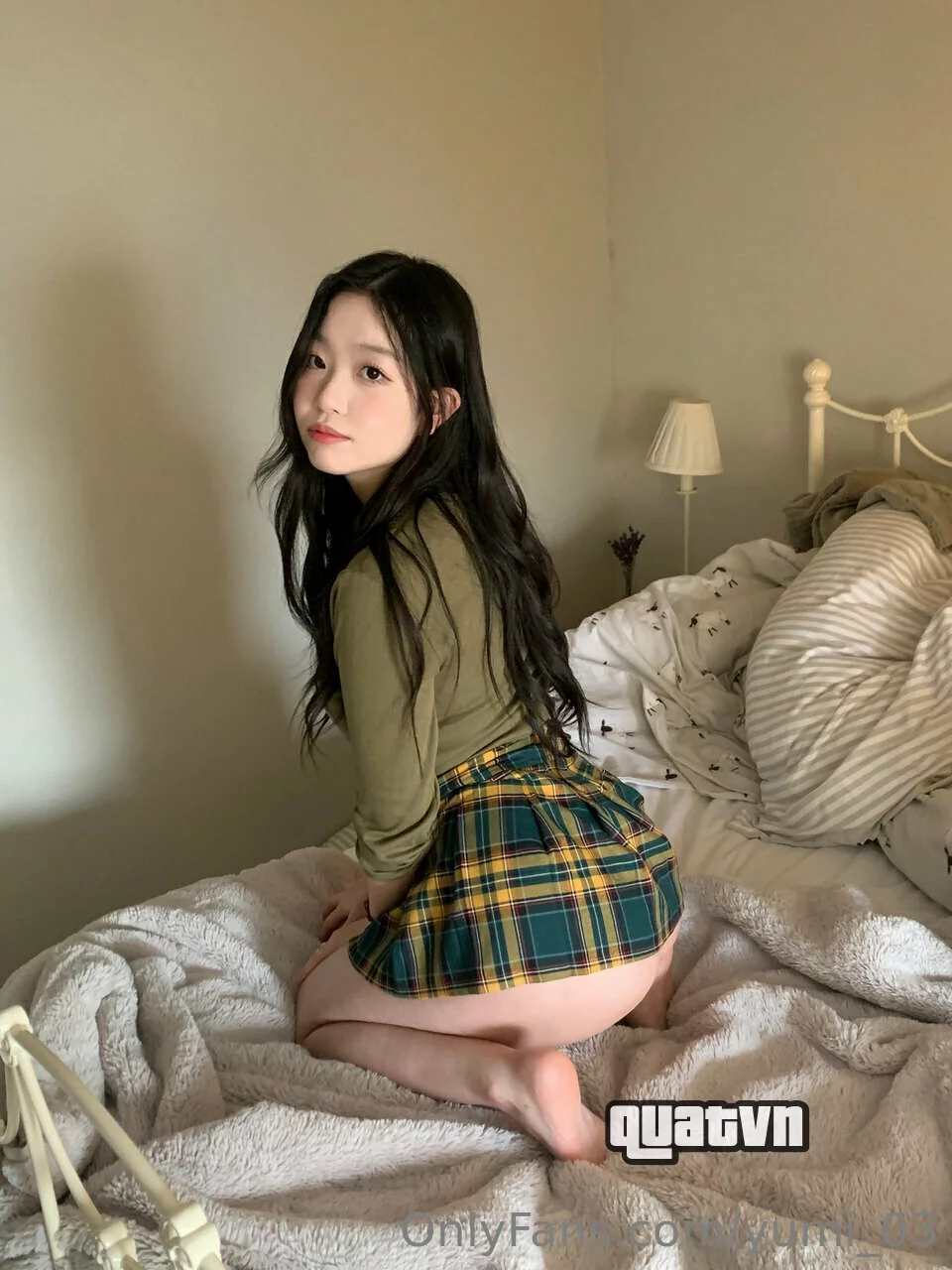 Yumi_03-Onlyfans-Leak-68.webp